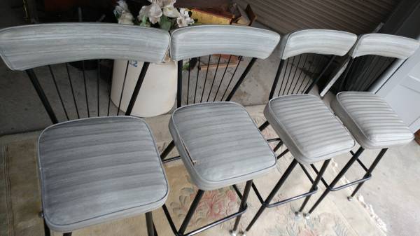 4 Metal Vintage Swivel Stools Mid Century Nice Stools