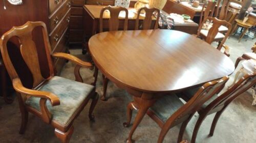 Henkel Harris Solid Black Cherry Dining Table 6 Chairs 3