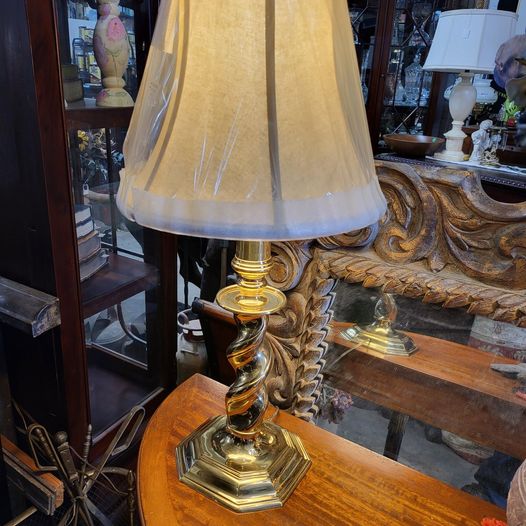 Heavy Brass table lamp with new shade - Very well made - Quality - Long ...