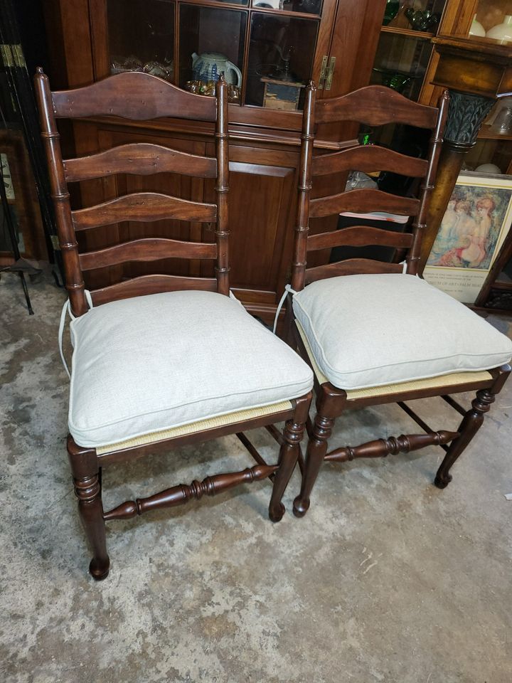 Ladder back dining online chairs with rush seats