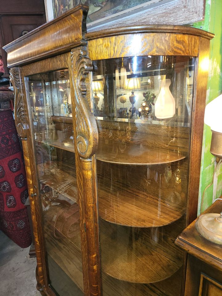 Antique Oak Curved Front Bookcase - Tiger Quarter Sawn Oak - Excellent ...